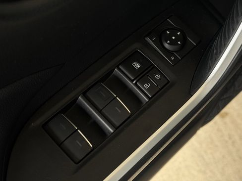 Used 2024 Toyota RAV4 XLE Premium image 10