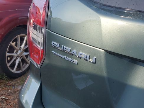 Used 2016 Subaru Forester 2.5i Limited w/ Popular Package #2 AWD/4WD image 10