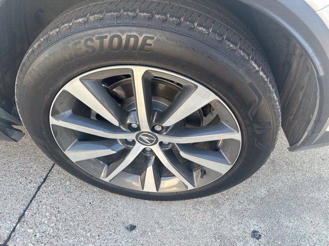 Used 2025 Acura MDX w/ Technology Package FWD image 5