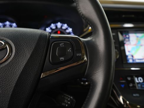 Used 2013 Toyota Avalon Limited FWD image 27