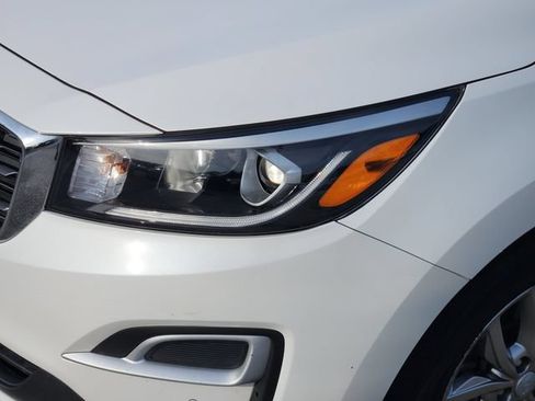 Used 2020 Kia Sedona EX FWD image 10