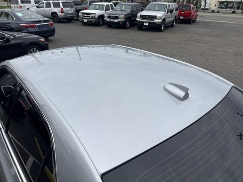 Used 2021 Chrysler 300 Touring L image 21