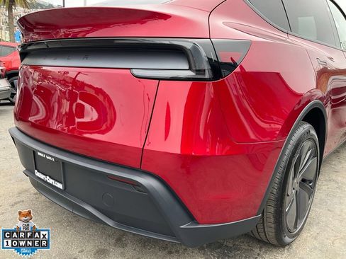 Used 2026 Tesla Model Y 2WD image 86
