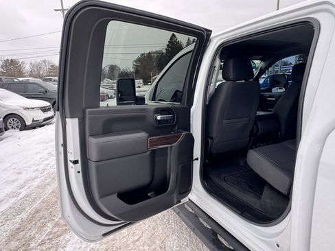 Used 2020 GMC Sierra 2500 SLE image 24