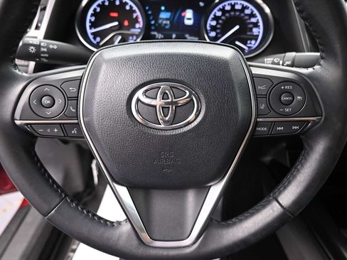Used 2018 Toyota Camry XLE w/ Audio Package FWD image 6