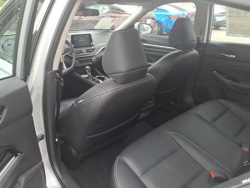 Certified 2022 Nissan Altima 2.5 SL FWD image 12