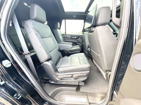 Used 2023 GMC Yukon Denali w/ Denali Reserve Package AWD/4WD image 28