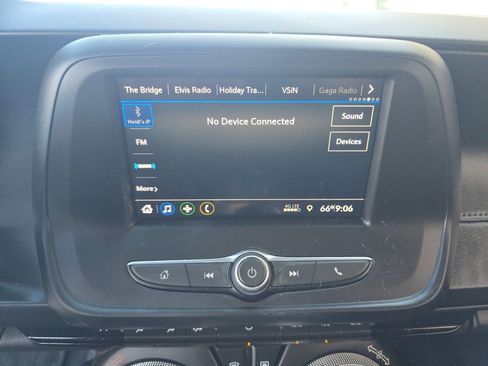 Used 2020 Chevrolet Camaro LT image 22