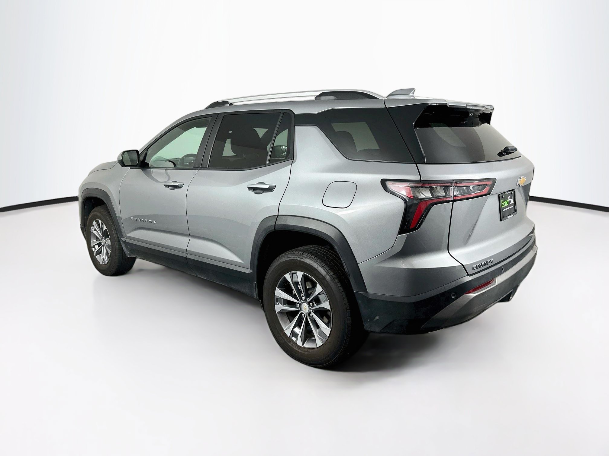 Used 2025 Chevrolet Equinox LT w/ Convenience Package II FWD image 5