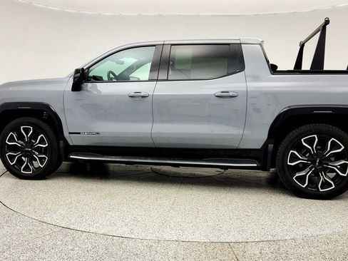 Used 2025 GMC Sierra EV Denali image 8