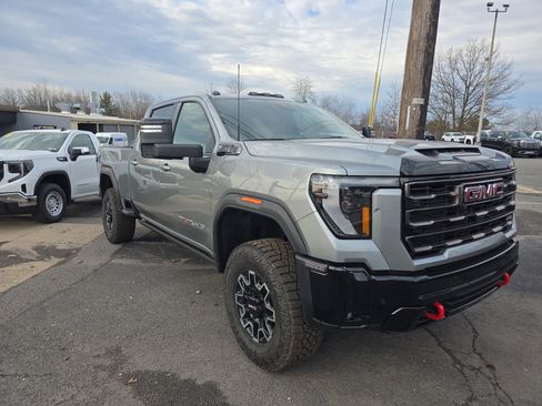 New 2026 GMC Sierra 2500 AT4X image 1