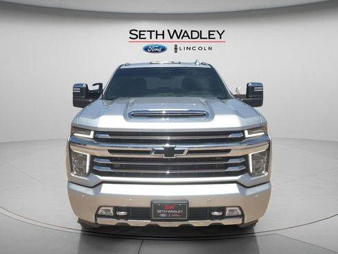 Used 2022 Chevrolet Silverado 3500 High Country w/ LPO, Hitch Package AWD/4WD image 2