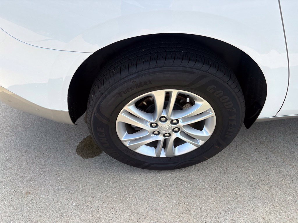 Used 2021 Buick Enclave Essence FWD image 48