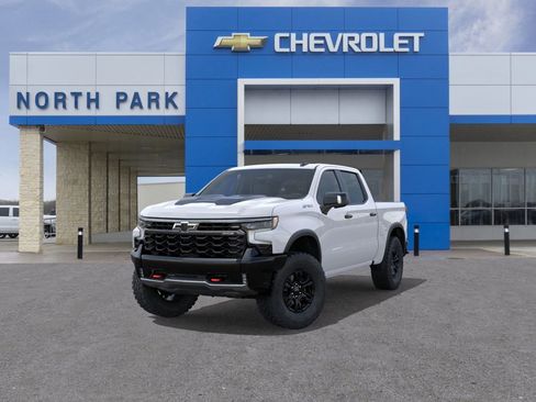 New 2026 Chevrolet Silverado 1500 ZR2 w/ LPO, Dark Essentials Package AWD/4WD image 8