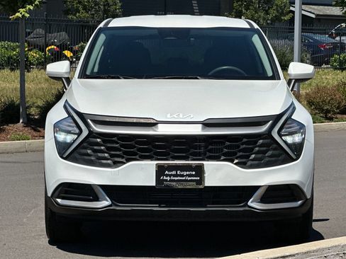 Used 2023 Kia Sportage LX AWD/4WD image 8