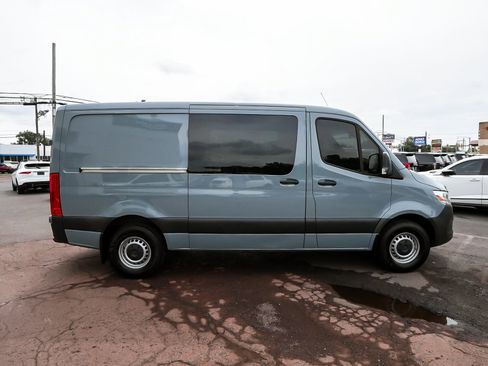 Used 2024 Mercedes-Benz Sprinter 2500 image 7