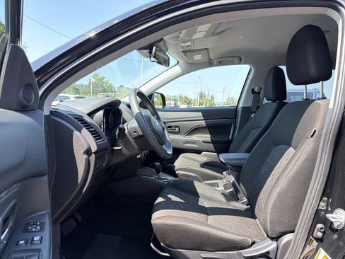 Used 2024 Mitsubishi Outlander Sport ES AWD/4WD image 10