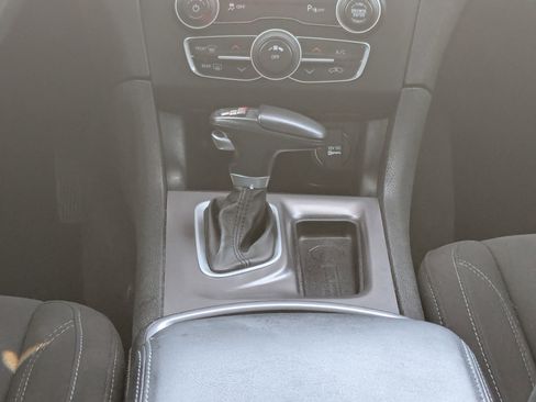 Used 2023 Dodge Charger SXT RWD image 21