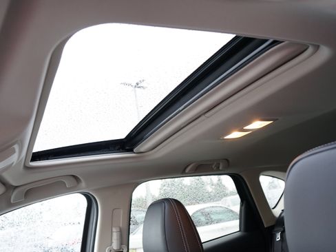 Certified 2024 MAZDA CX-5 AWD 2.5 S w/ Preferred Package image 17