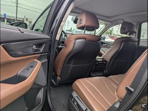 Used 2024 Acura MDX SH-AWD w/ Advance Package image 18