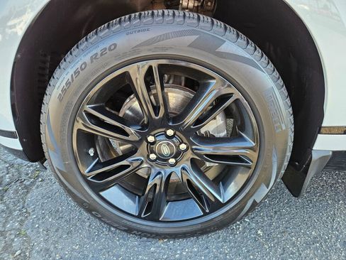 Used 2020 Land Rover Range Rover Velar S image 8