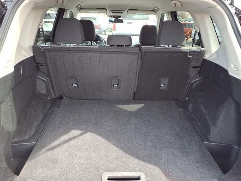 Used 2023 Nissan Rogue SV image 21