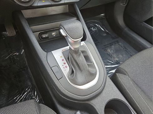 Used 2024 Kia Forte LXS image 29