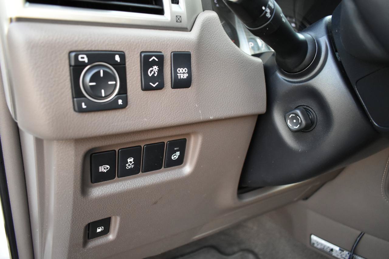 Used 2016 Lexus GX 460 Luxury AWD/4WD image 46