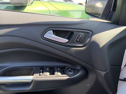 Used 2018 Ford Escape SEL AWD/4WD image 13