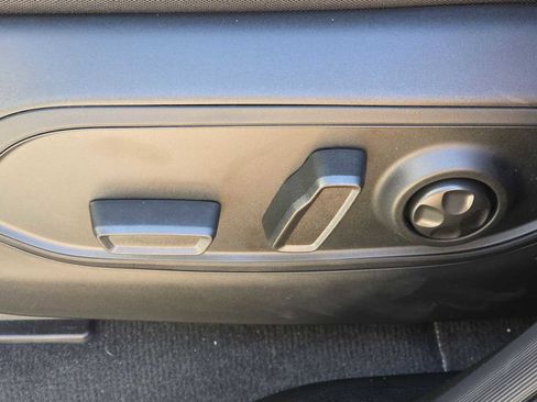 New 2025 Jeep Grand Cherokee Laredo RWD image 26