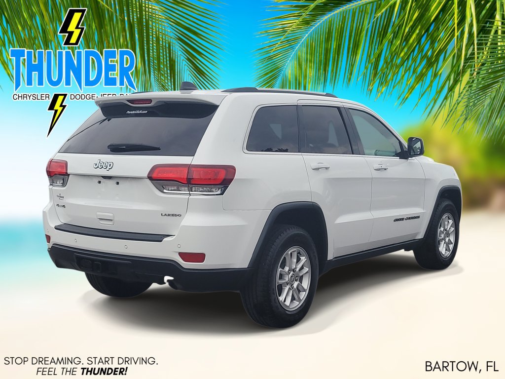Used 2020 Jeep Grand Cherokee Laredo AWD/4WD image 4
