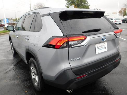 Used 2024 Toyota RAV4 XLE image 8