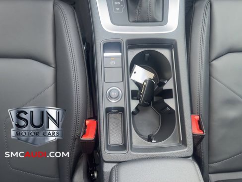New 2025 Audi Q3 2.0T Premium image 25