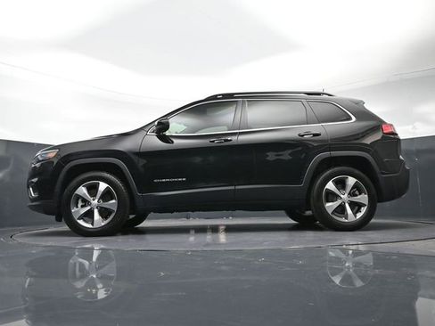Used 2022 Jeep Cherokee Limited image 25
