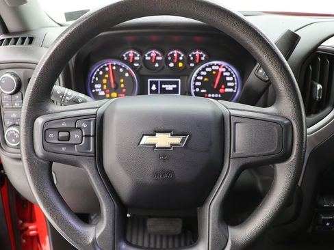 Used 2023 Chevrolet Silverado 1500 Custom image 22