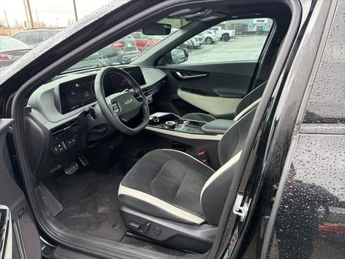 Certified 2022 Kia EV6 GT-Line w/ GT-Line Suede Seat Package image 6