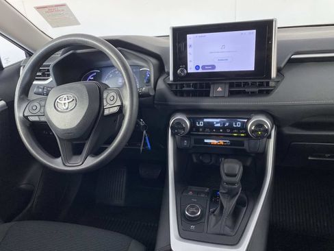 Used 2024 Toyota RAV4 LE AWD/4WD image 13