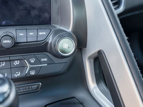 Used 2019 Chevrolet Corvette Stingray Coupe w/ Carbon Flash Badge Package image 47