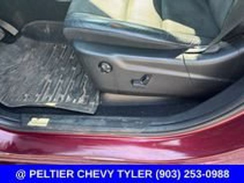 Used 2019 Jeep Grand Cherokee Altitude RWD image 12
