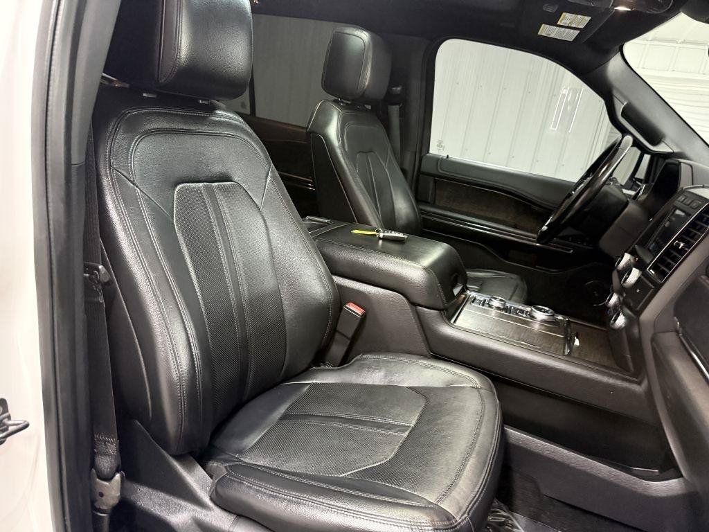 Used 2019 Ford Expedition Max Limited w/ Equipment Group 301A AWD/4WD image 39