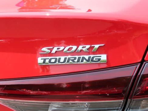Certified 2025 Honda Civic Sport Touring image 8