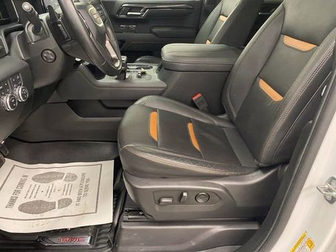 Used 2024 GMC Sierra 1500 AT4 w/ Technology Package image 15