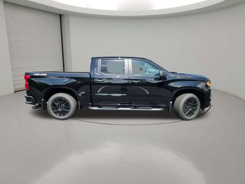 New 2026 Chevrolet Silverado 1500 Custom AWD/4WD image 8