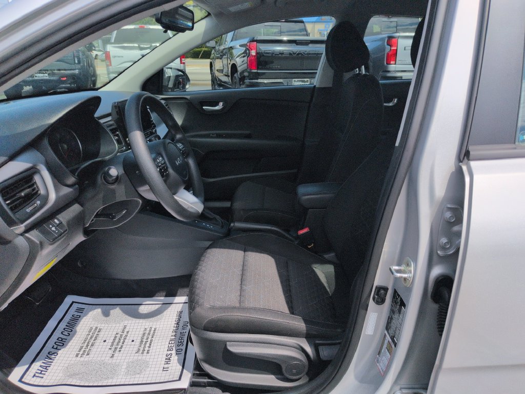 Used 2023 Kia Rio S w/ Technology Package FWD image 9