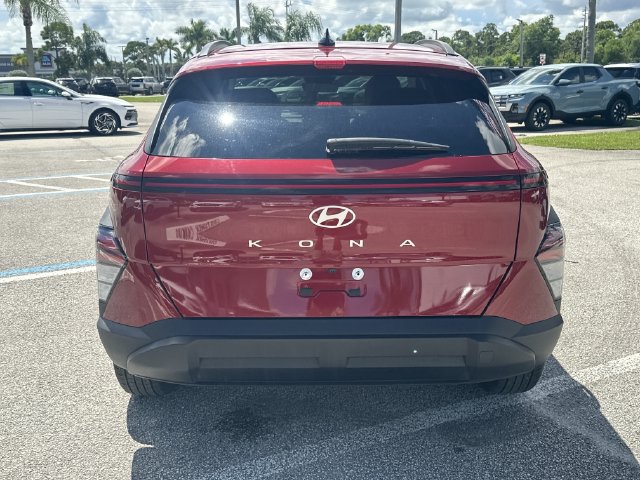 Certified 2025 Hyundai Kona SEL FWD image 7