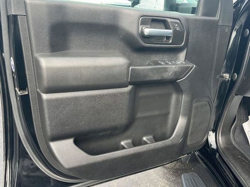 Used 2021 Chevrolet Silverado 2500 Custom w/ Custom Value Package AWD/4WD image 18