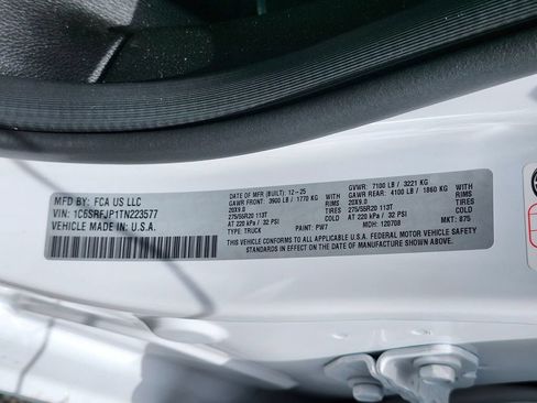 New 2026 RAM 1500 Laramie AWD/4WD image 33