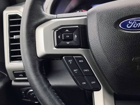 Used 2017 Ford F150 Lariat image 46