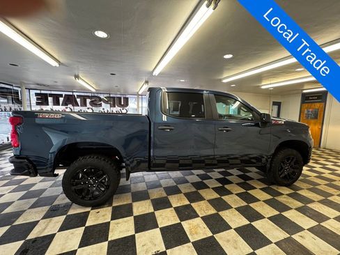 Used 2022 Chevrolet Silverado 1500 Custom Trail Boss w/ LPO, Dark Essentials Package image 7