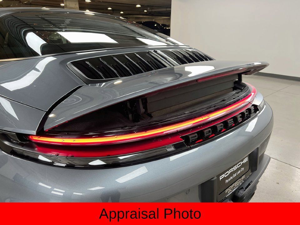 Certified 2026 Porsche 911 Targa 4 GTS AWD/4WD image 40
